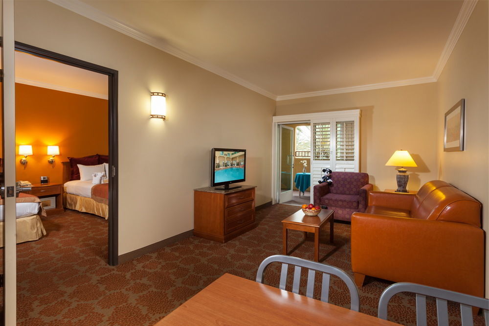 Hotel Desert Palms &